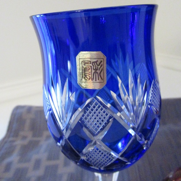 1  Red & 1 Blue Hand cut to clear glass Stemware - Picture 10 of 11